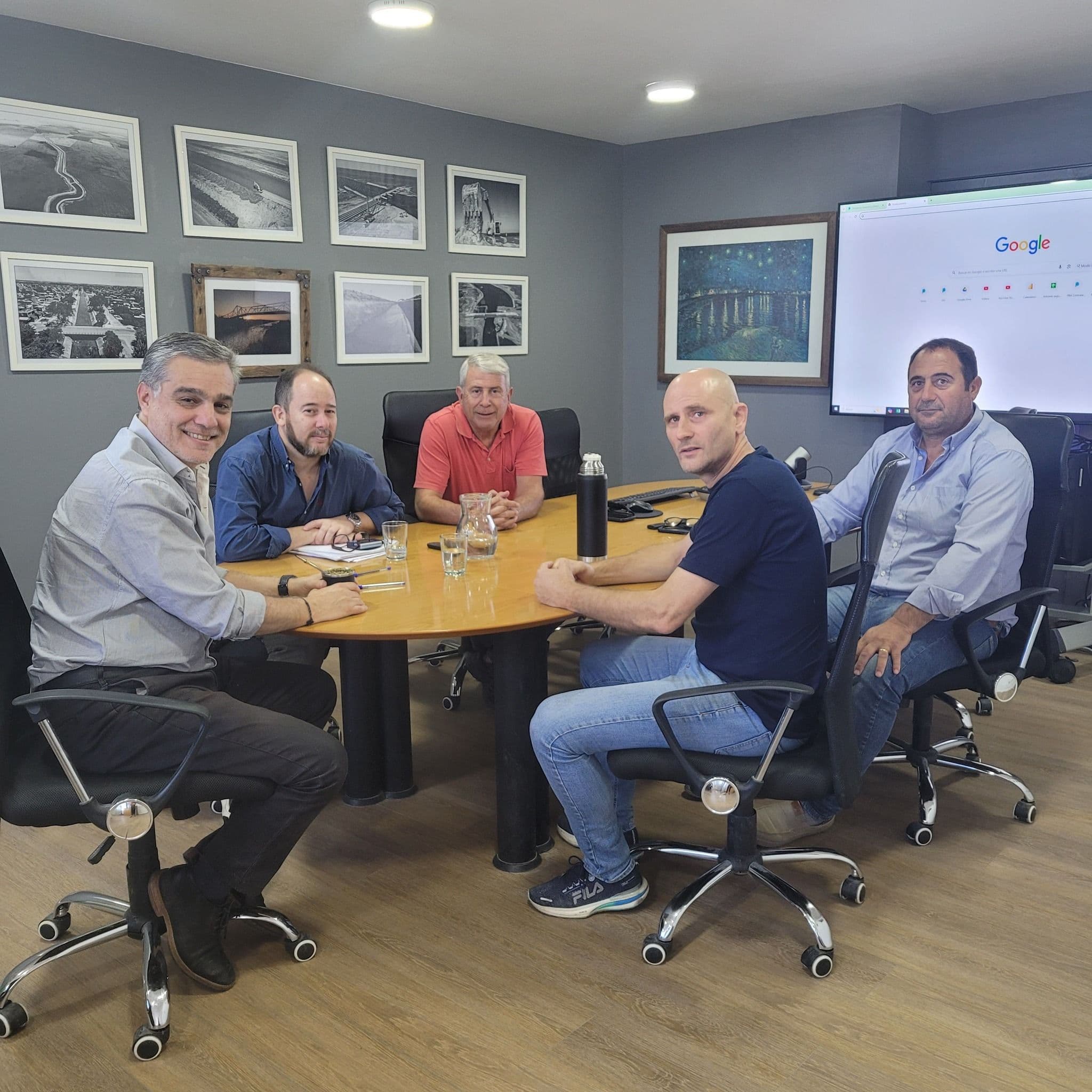 Imagen principal de la noticia GESTIONES PARA DESAGUES PLUVIALES EN ALBERTI Y MECHITA